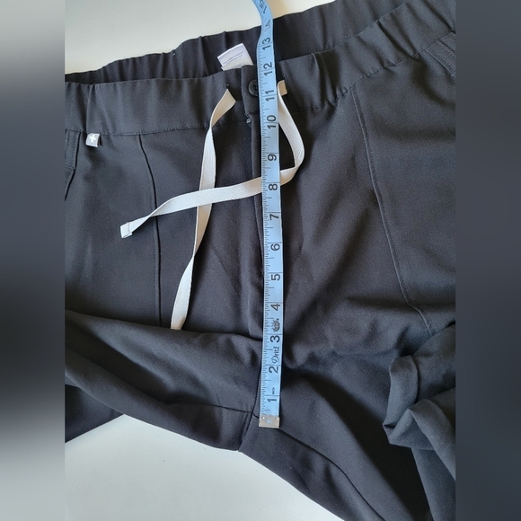 Figs Scrub Ankle Zip Pants in Black Size XL Style W19SW2016 - Picture 11 of 12